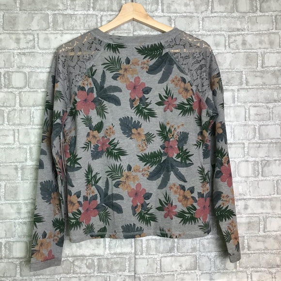 NWT Almost Famous High Low Sweatshirt Top Size M - Picture 2 of 7